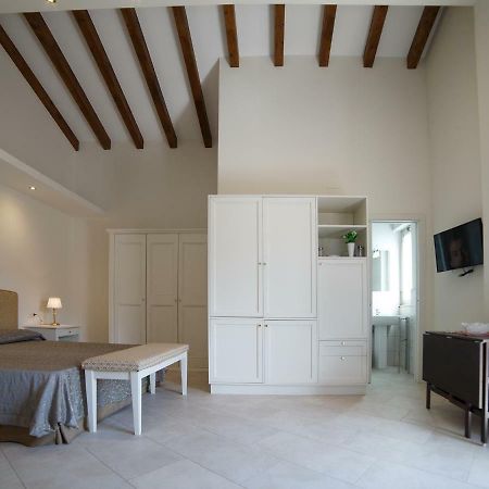 Marina Di Savoca Apartment Санта Тереза ди Рива Екстериор снимка