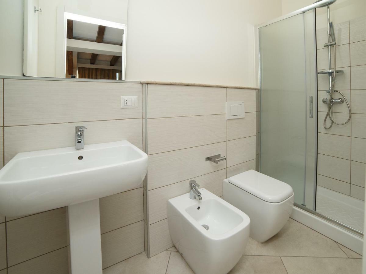 Marina Di Savoca Apartment Санта Тереза ди Рива Екстериор снимка